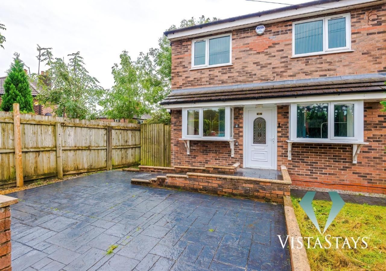 Large 5 Bedroom House With Pool Table & Parking By Vista Short Lets * Manchester
